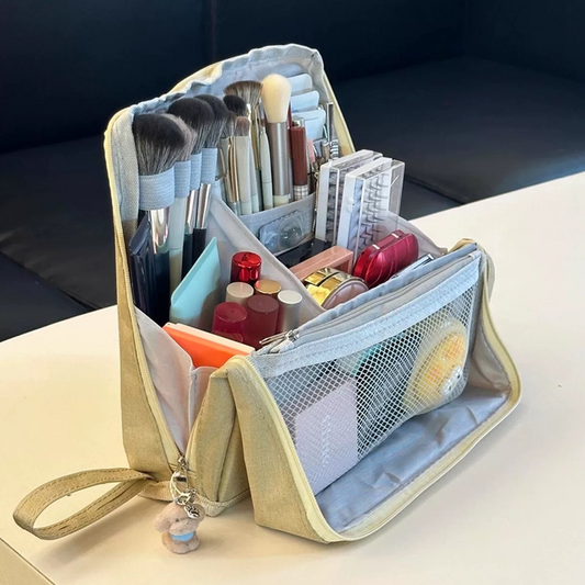 Ultimate Travel Make-Up Bag