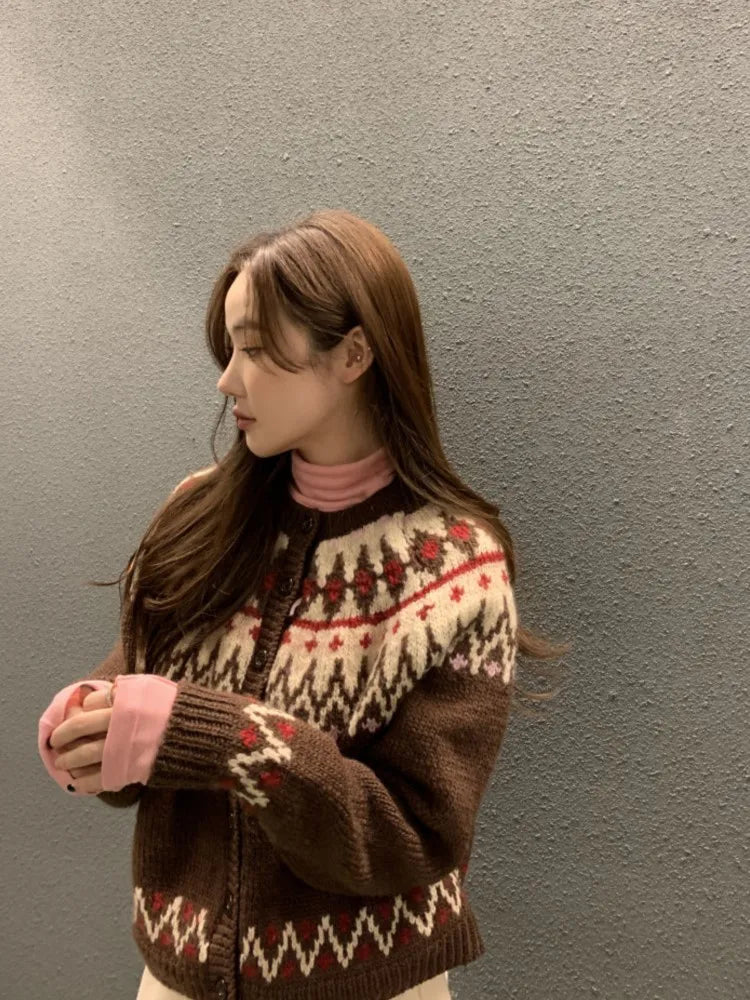 Winter Retro Cardigan